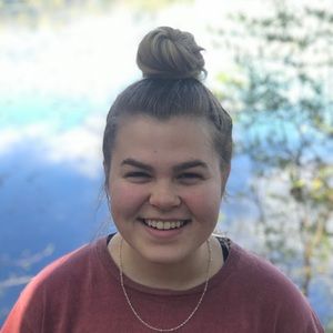 Meet your Posher, Ella